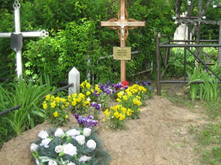 Grób Kasjerki st kol Karaciszki Mojsiewicz