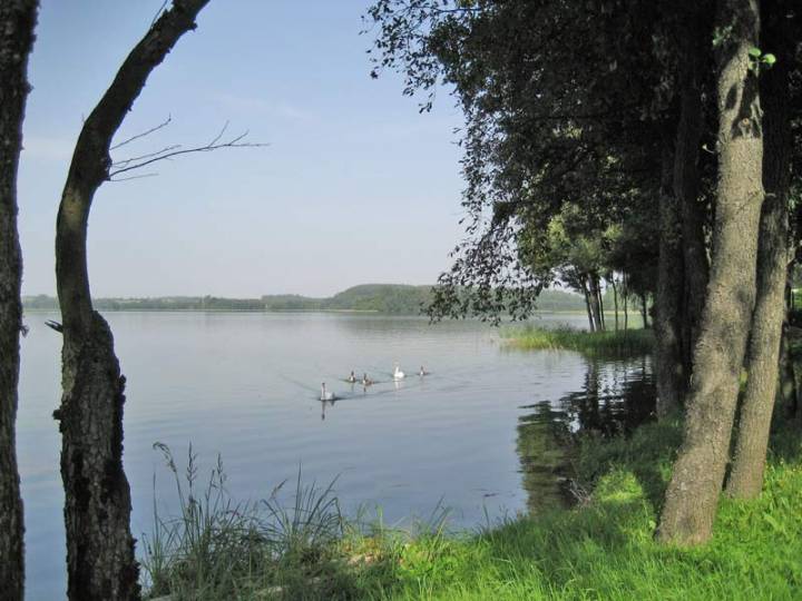 Widok na jez Skajście od AZS