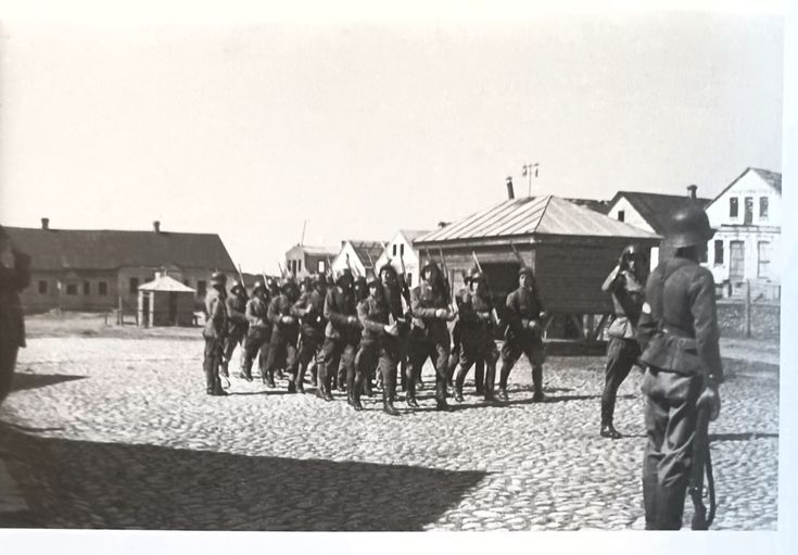 Żołnierze AK w Dziewieniszkach