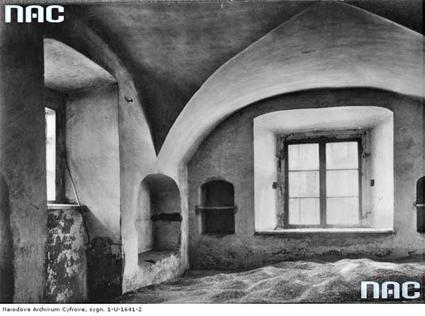 Hruszówka, województwo nowogrodzkie. Dom Tadeusza Rejtana. Wnętrze jednego z pokoi.<br>Fot. Bułhak Jan, 1930