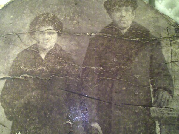 To zdjęcie przedstawia ostatnich właścicieli majątku w Serenczanach (KONTKOWSKI/Katkowski) . To moi pradziadowie.Województwo wileńskie<br>Powiat święciański<br>Gmina wiejska Łyntupy<br>Obwód witebski<br>Rejon postawski