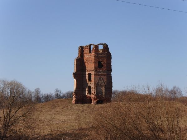 остатки замка ХV века