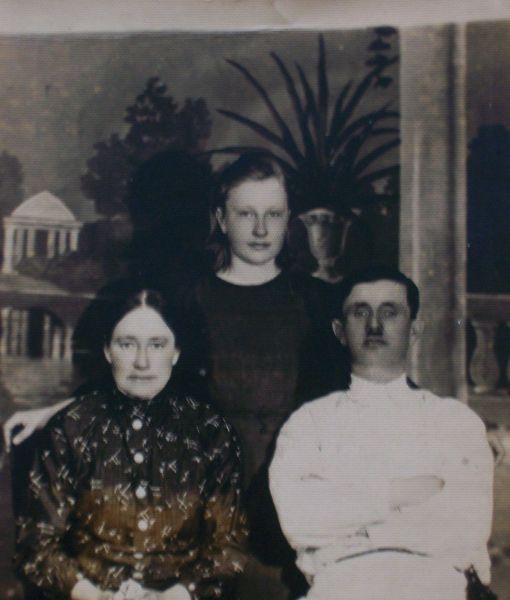 Семья Захаренкова Емельяна Яковлевича