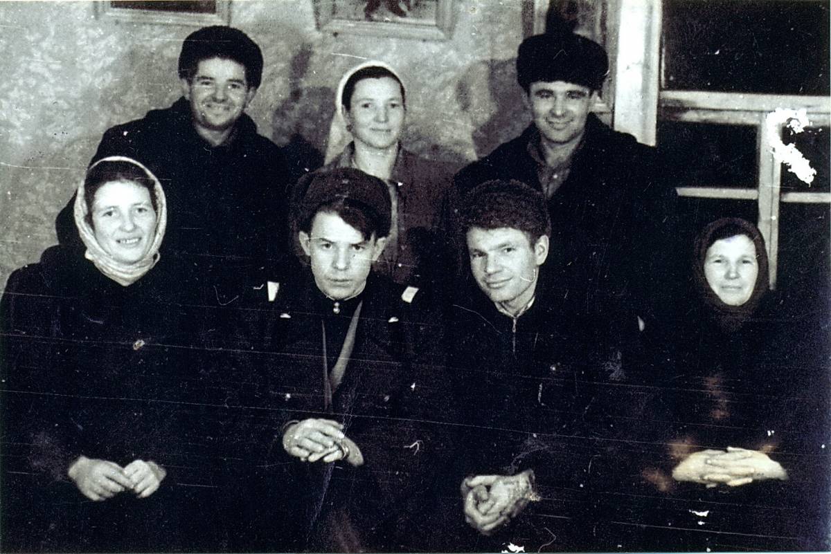 У госці прыйшлі дваюрадныя браты маці - Петракоўскія...