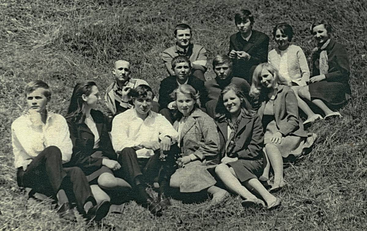 Сябры праводзяць на службу ў Савецкай Арміі. Быў наказ: