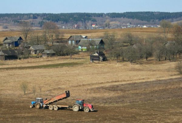 Родзевічы, а далей бачна Юрздыка...