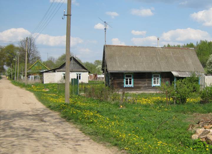 Самы нізкі участак вуліцы ў старым сяле...