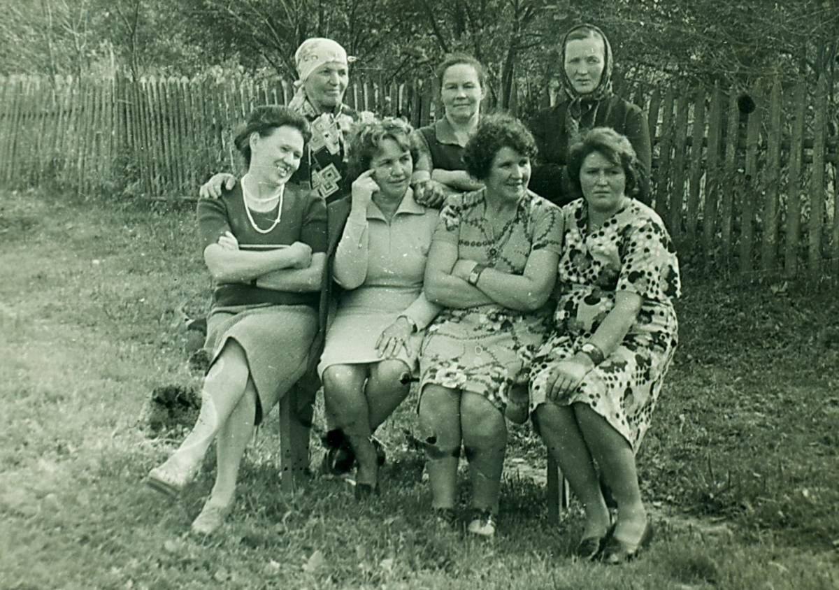 Бараноўскія Оля, Аня, Люба і радня...