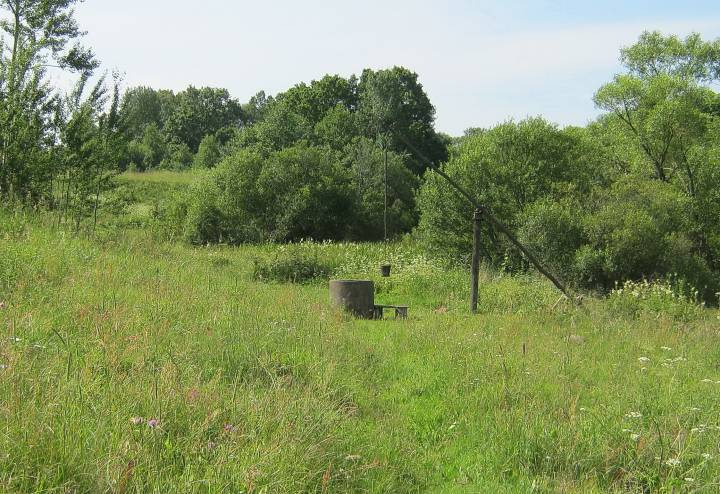 Такія калодзежы ёсць яшчэ ў Сліжына па вуліцы Зарэчнай...
