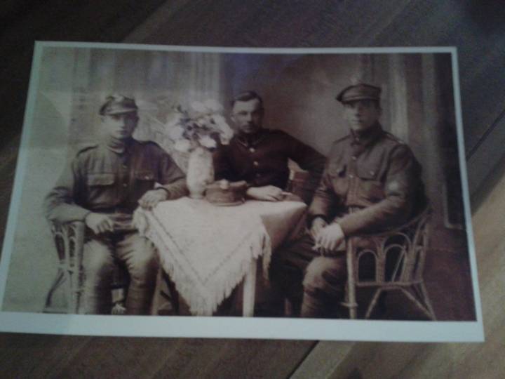 Aleksy Litwinowicz ( z lewej strony) Aleksy Litwinowicz ( z lewej strony)