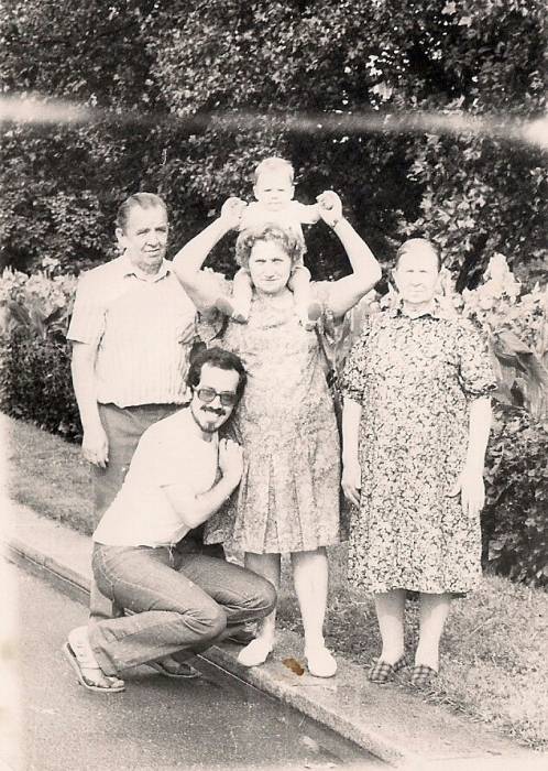 od lewej : jan kasianik, helena litwinowicz, zofia zd paszkiewicz litwinowicz od lewej : jan kasianik, helena litwinowicz, zofia zd paszkiewicz litwinowicz