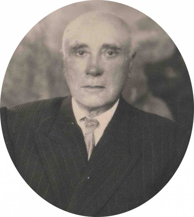 Wójt gm. Olkowicze Jan Wojewódzki, ożeniony z Emilją Józefowicz , zesłany w 1939 r. na Sybir, po powrocie mieszkał w Olkowicach gdzie zmarł w 1963 r.