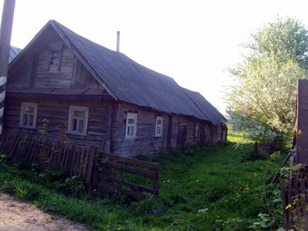 Адна са старых хат