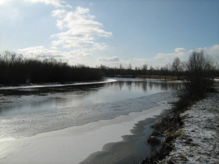 Rzeka Slucz  2009r.Rzeka płynie jak zawsze