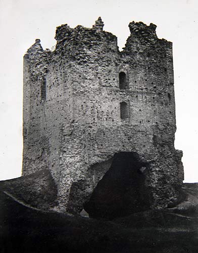 Наваградак. Замкавая вежа. Здымак да 1910 г.