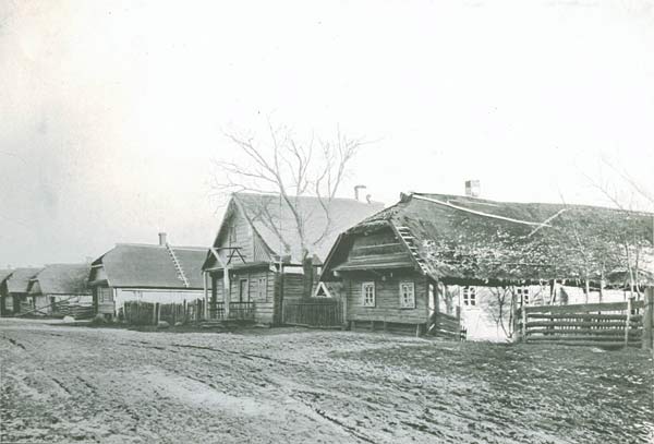 Местачковыя дамы на здымку І. Аткінсона