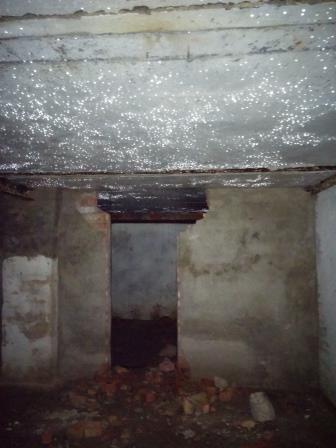 Блиндаж послевоенной постройки.