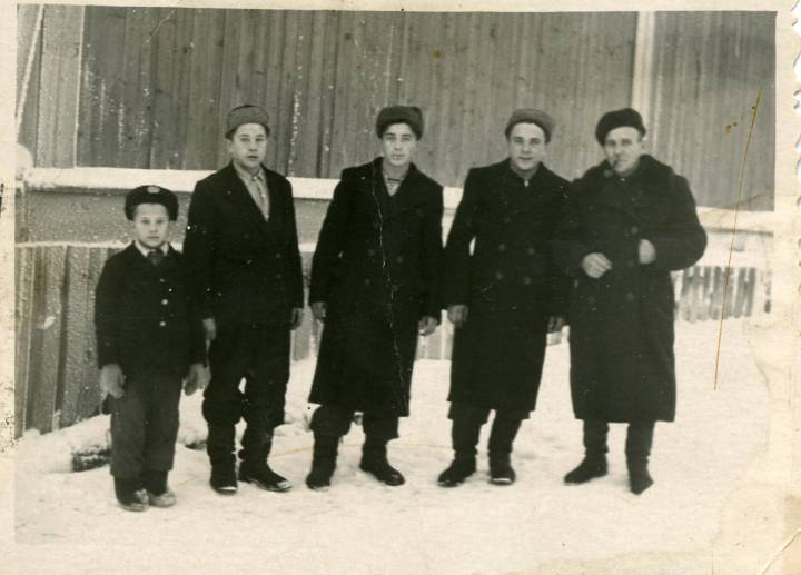 Прадед с сыновьями