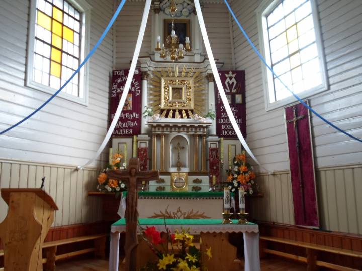 Wnętrze kościoła w Gudogajach