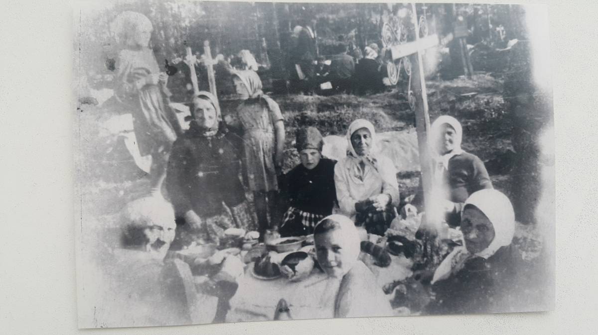 Хотище. Радуница начало 1970гг