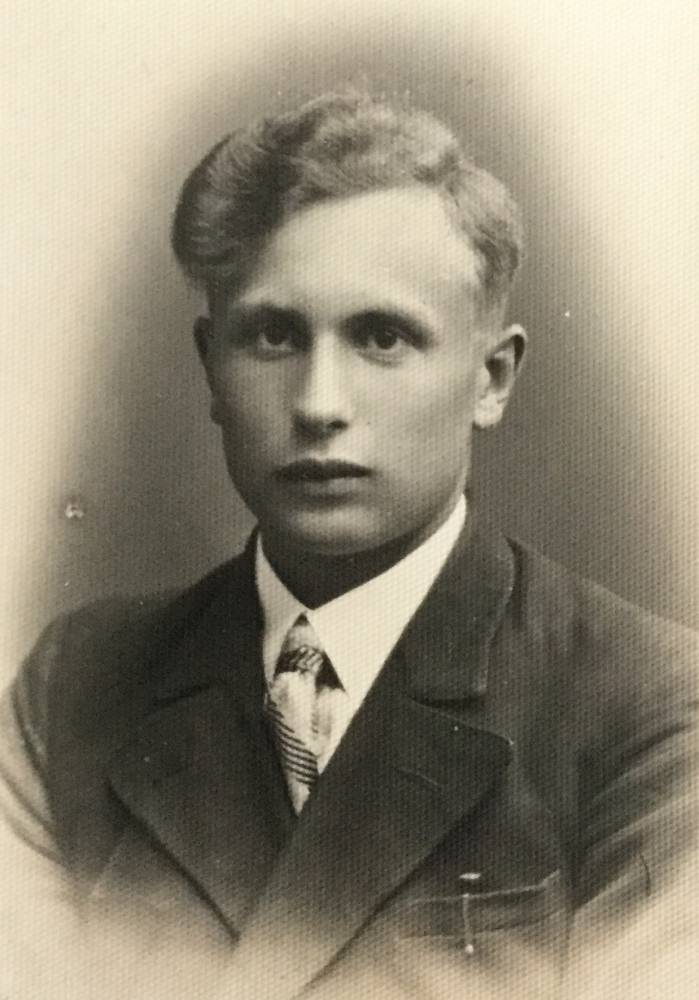 Mikolaj Magnuszewski (my Father) eldest son of Piotr 