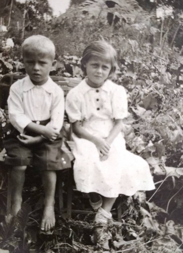 Кравчук Иван Петрович 1935, Кравчук Раиса Петровна 1933.