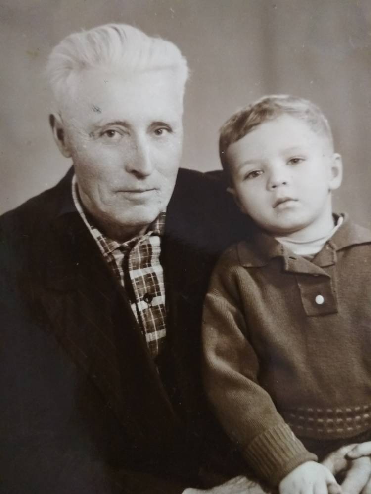 Кравчук Петр Петрович 1911, Кравчук Олег Иванович 1966