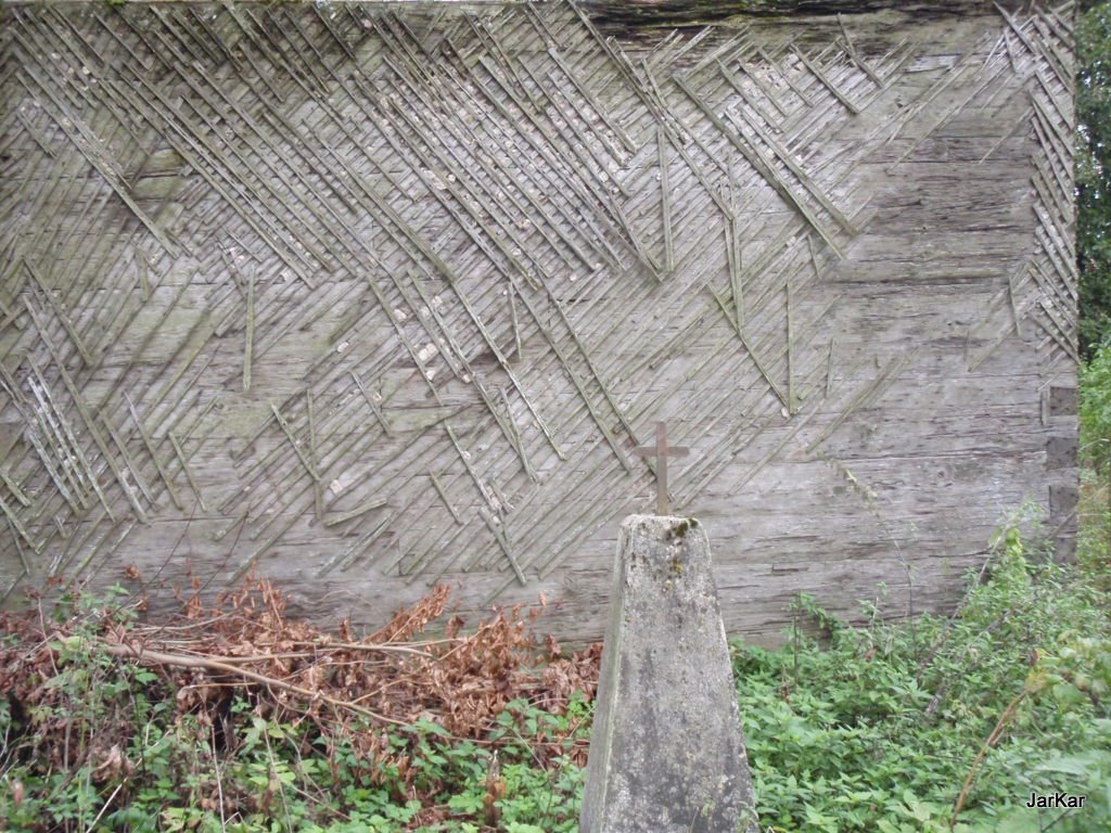 Cmentarz Sołowje 2008r.Ruiny Kaplicy .