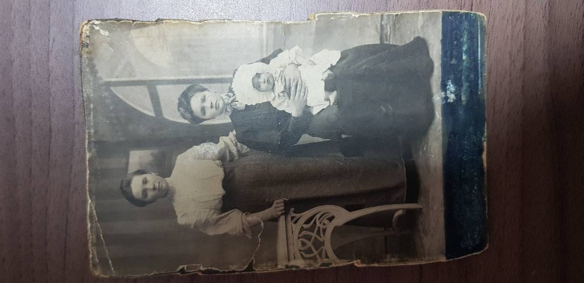 Ребёнок на руках Масюк Мальвина Михайловна