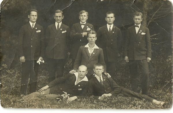 Maturzyści Seminarium Nauczycielskiego w Szczuczynie, lata  20.  Maturzyści Seminarium Nauczycielskiego w Szczuczynie, lata  20.