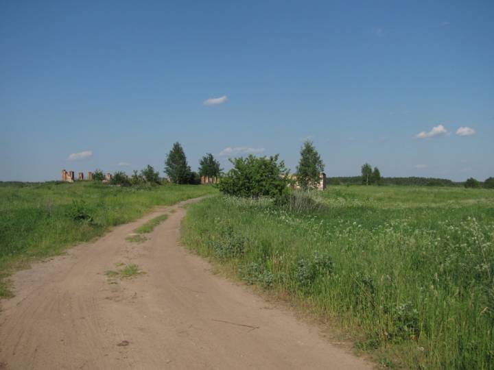 Всё что осталось от фермы