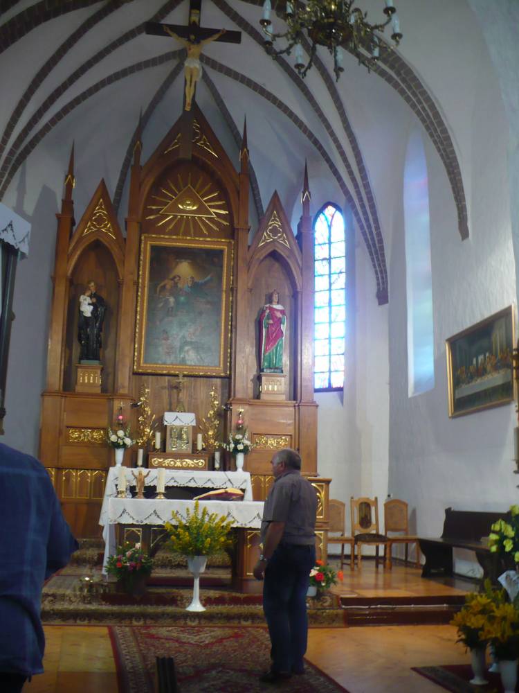 Wnetrze kosciola w Iszkoldzi, w którym pracowal polski ksiadz pochodzący spod Glogowa