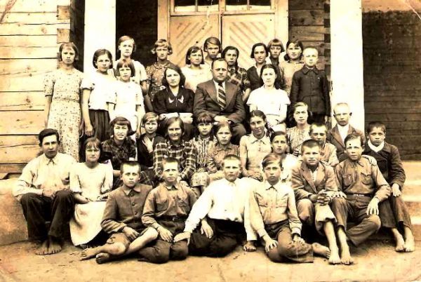 Szkoła Powszechna w Walówce