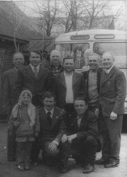 1.1.Дриневская (Витковская) Татьяна  Фёдоровна 08.09.1971<br>1.2.Стрибук Иван-младший Захарович 14.01.1942<br>1.3.Булацкий Алексей-младший Никанорович (06.12.1931 - 14.06.2007)<br>2.1.Булацкий Михаил Никанорович (23.05.1940 - 14.07.2004)<br>2.2.Стрибук Михаил Захарович 14.11.1931<br>2.3.Сущик Дмитрий Андреевич (15.12.1926 - 30.10.1988)<br>2.4.Стрибук Иван-старший Захарьевич (10.05.1921 - 02.06.1981)<br>3.1..Романюк Николай Никанорович (19.12.1929 - 18.11.2011)<br>3.2. Скороход Андрей,<br><br>22.04.1979 года