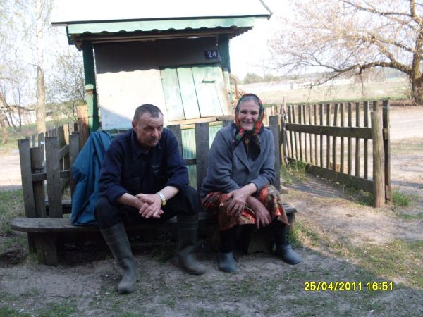 У деревенского колодца ...