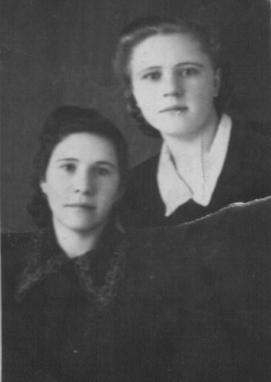 Давыдок Галина Филипповна 1929 г.р.<br><br>Стрибук Нина Захаровна<br>18.02.1955 года