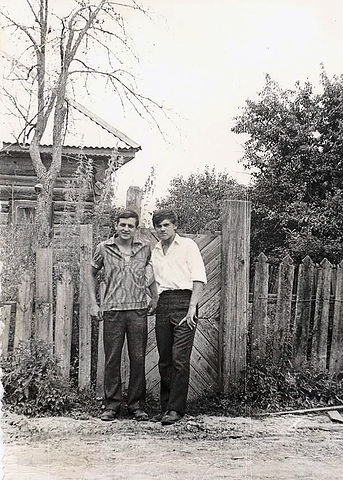 1. Булацкий Пётр Алексеевич<br>2. Ласица Виктор* Иванович