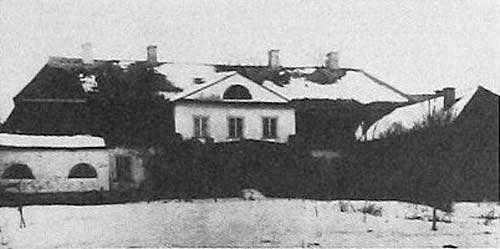 Сядзібны дом у Люшнева, выгляд з боку сада. <br>Фота да 1939г.